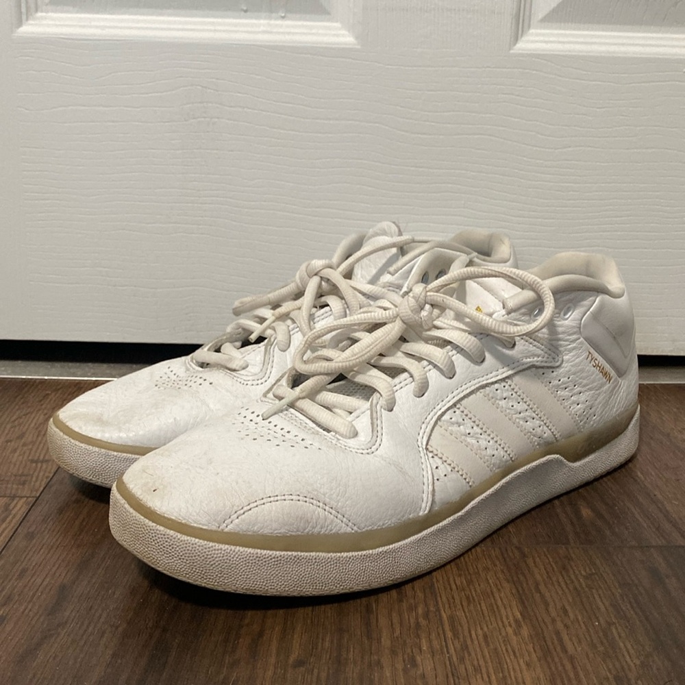 Men’s Adidas Tyshawn White